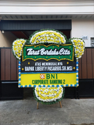 Papan Bunga Duka di Kebon Bawang